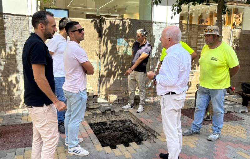 Águilas begins major shade project on main shopping street