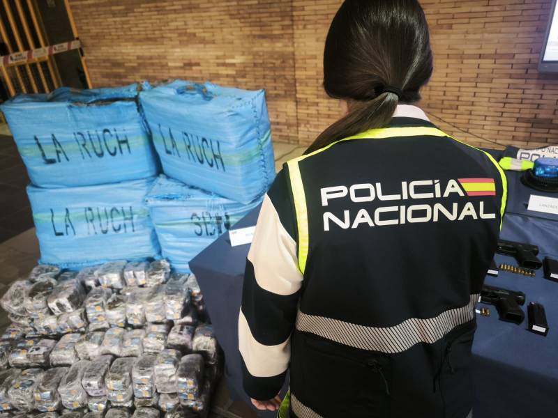 Costa del Sol crime empire takes a major hit in police blitz: 55 arrested, seven gangs dismantled, and weapons seized