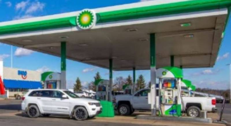 Want to save on petrol? Here’s the best day and time to fill up in Spain