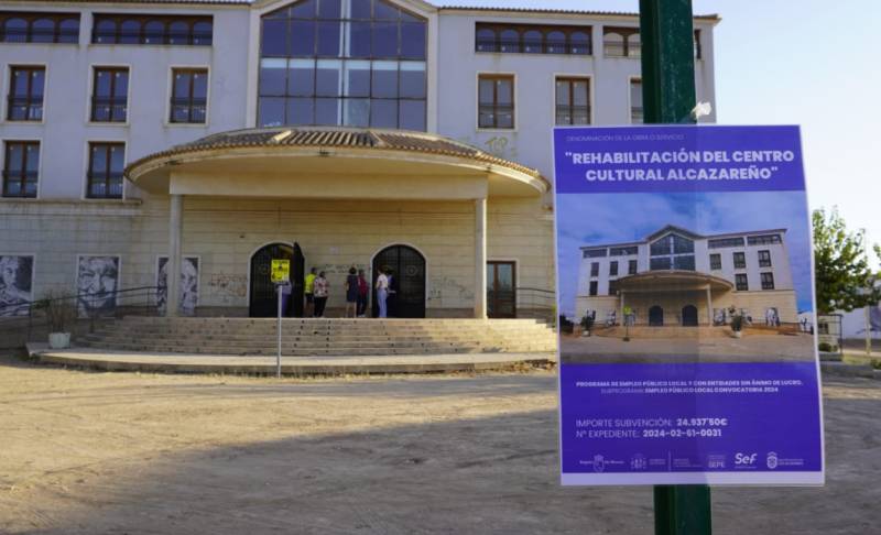Los Alcázares set to open its long-awaited theatre and cultural centre after two decades