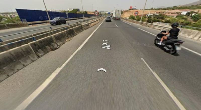 Shots fired from a car on the AP-7 motorway near Estepona as the driver fled towards Marbella
